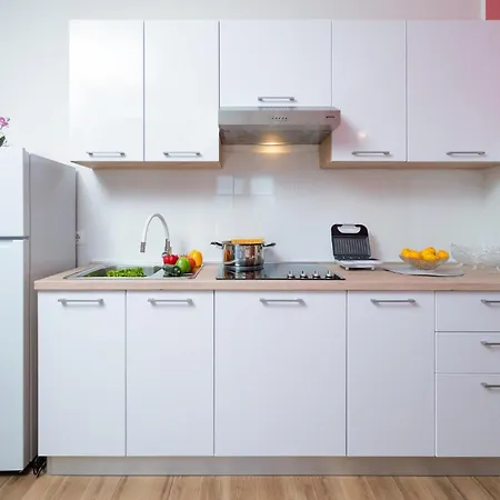 Awesome In With Kitchen * Rovinj