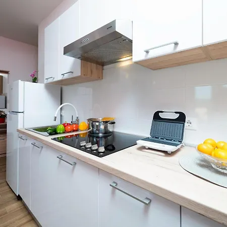 Awesome In With Kitchen
