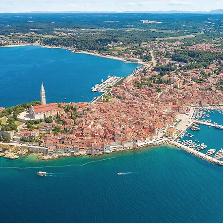 Awesome In With Kitchen Rovinj